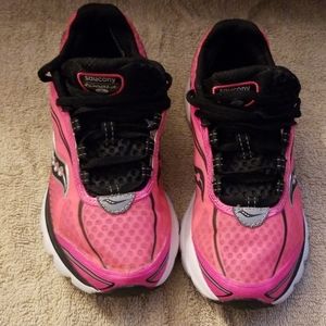 Saucony Kinvara 2 Womens Sneakers
